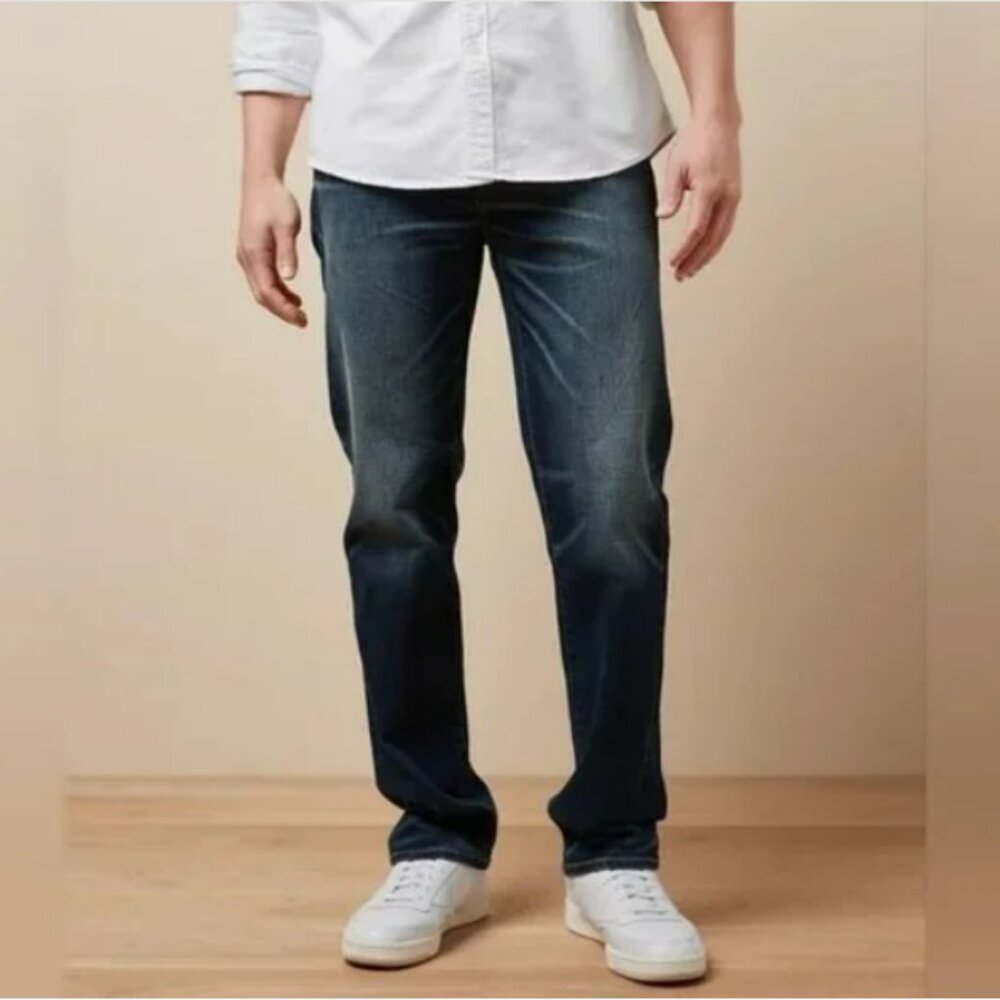 American Eagle Men's Original Cotton Straight Leg Jean in Dark Wash Size 28/30